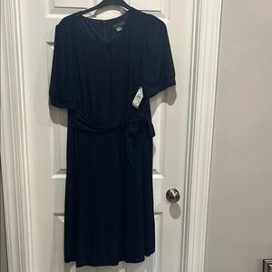 Jessica Howard Elegant Black and Blue Midi Dress